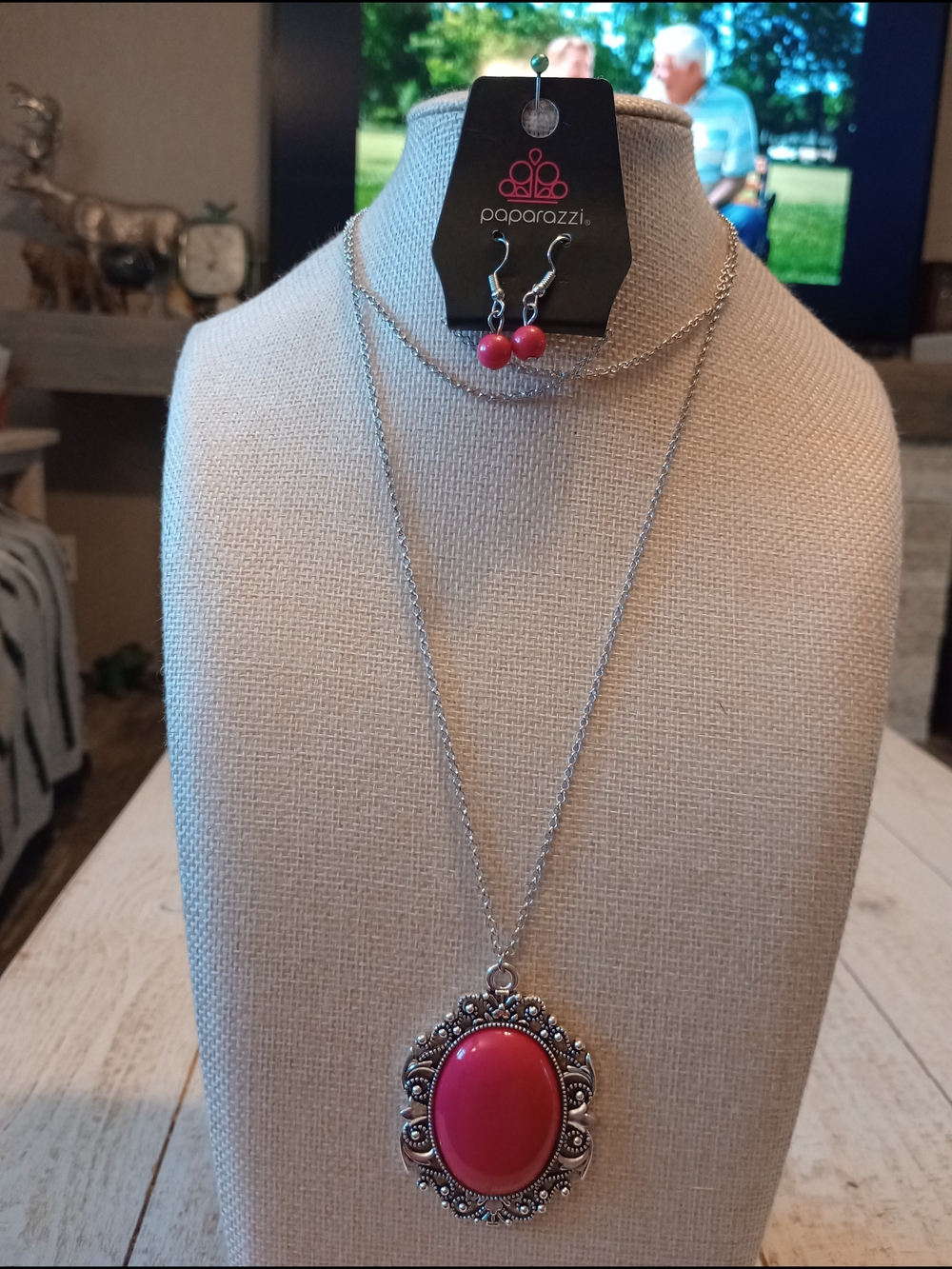 Paparazzi Women’s Pink Statement Pendant Necklace with Matching Earrings